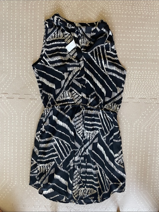 GAP Dresses & Skirts - GAP Black and White Patterned Sleeveless Dress Fully Lined Size Medium Tall NWT